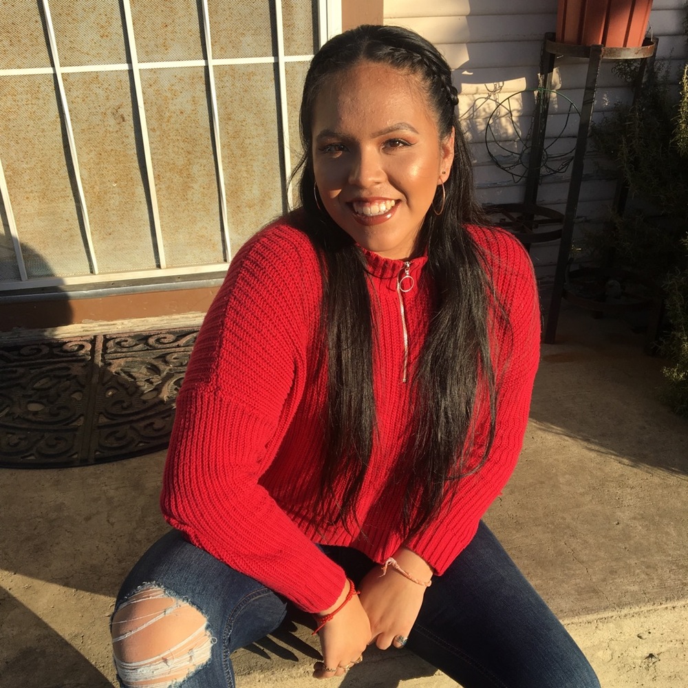 Meet your Posher, Kassandra